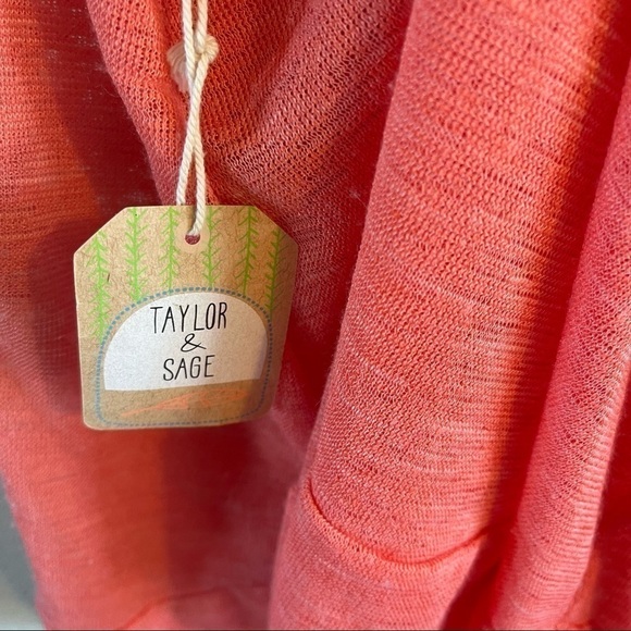 Taylor & Sage lace from tank with lace front detailing NWT size small peach - Picture 6 of 9